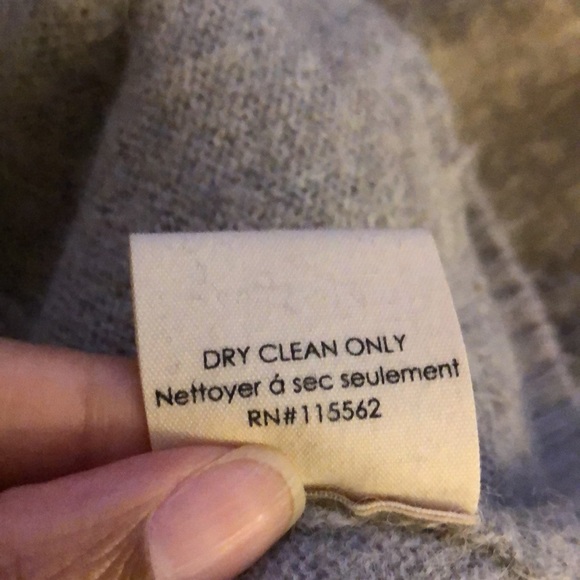 Textile Elizabeth & James grey wool blend 3 button cardigan with pockets Sz XS - Picture 4 of 9